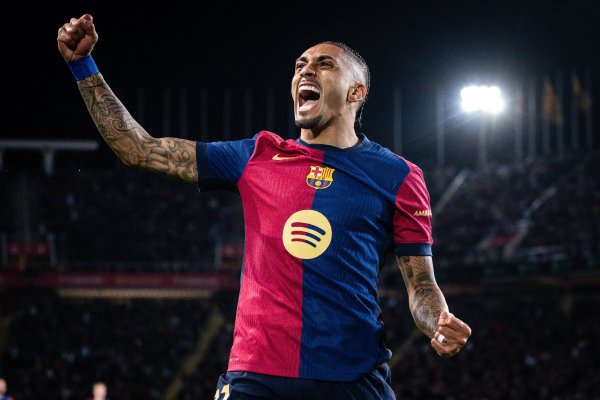 财盘配资 每体: 巴萨不满安切洛蒂征召拉菲尼亚, 想让他踢一场世预赛就回来