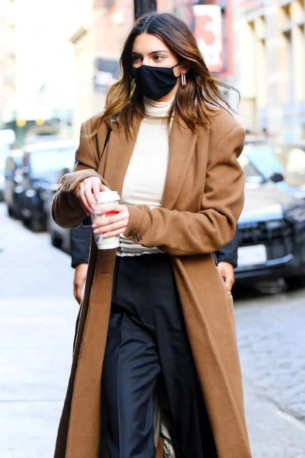 天成创亿 ​解决胯宽腿粗，这条裤子好绝！